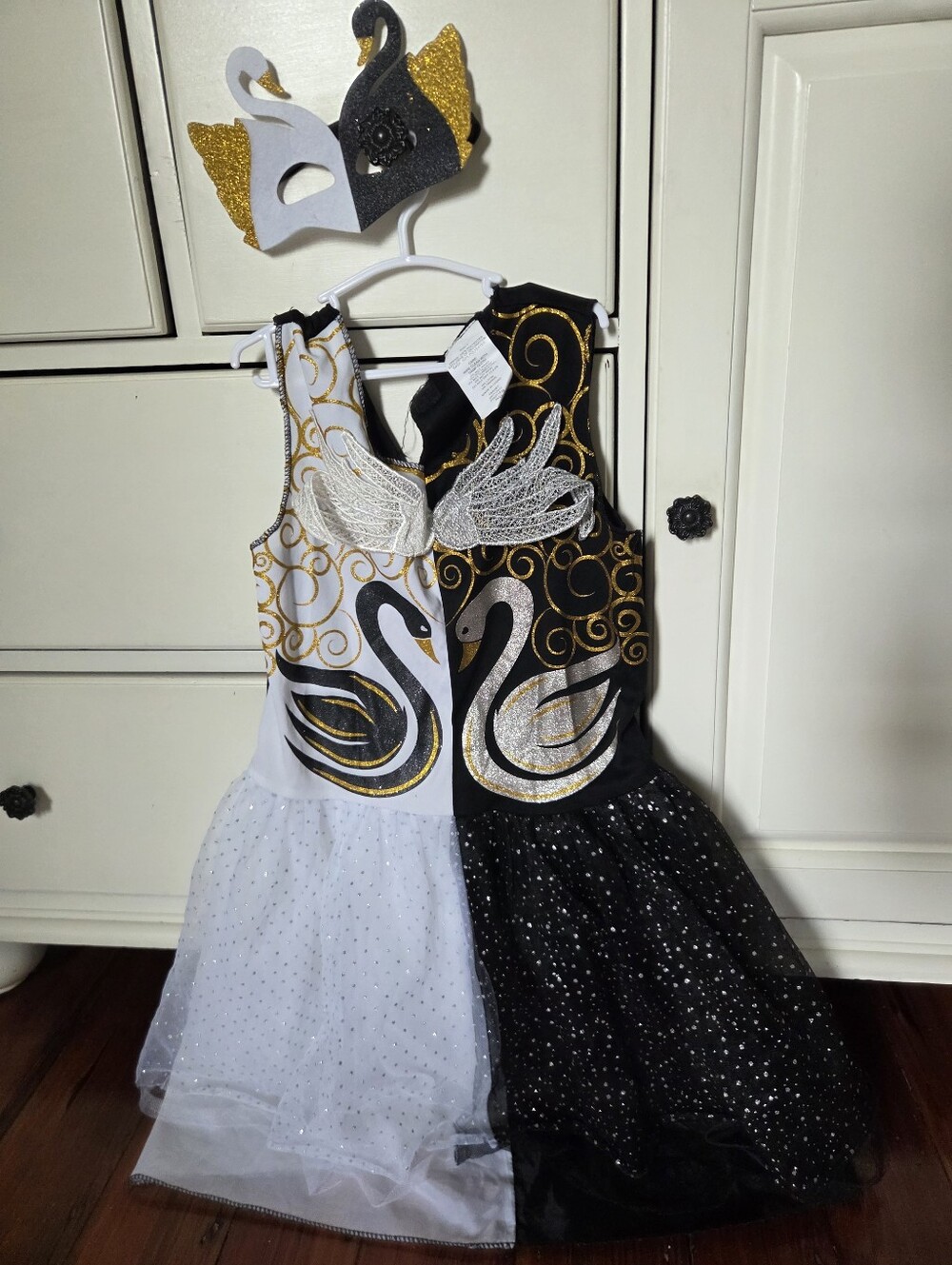 Swan Lake Girl's Costume 7/8